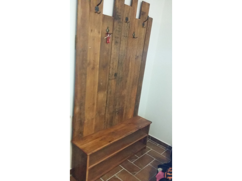 Előszoba fal (Tihanyba) Előszoba fal (Tihanyba)