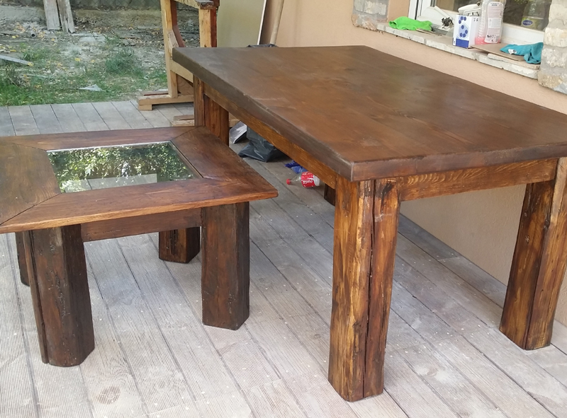 Üveges dohányzó asztal Üveges dohányzó asztal