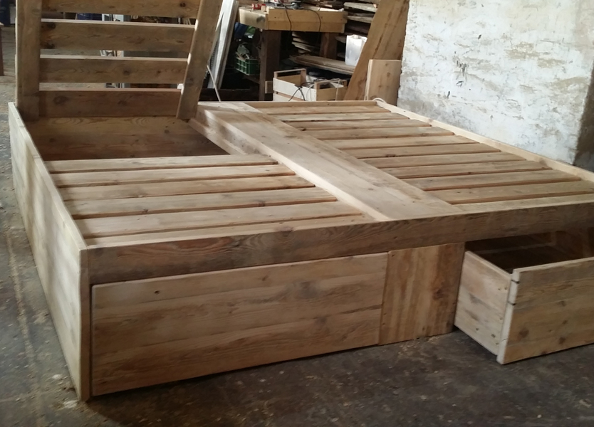 Extra tárolós francia ágy Extra tárolós francia ágy