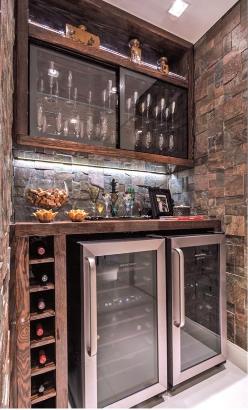 Bor tárolás extrákkal Bor tárolás extrákkal