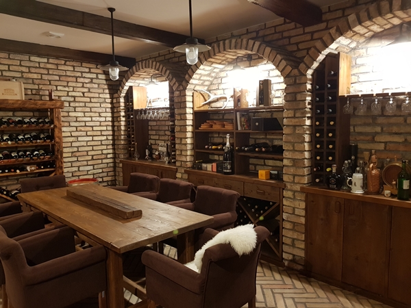 Bor & mámor Bor & mámor