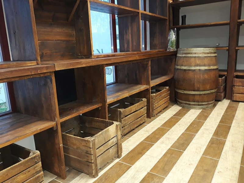 Nagykovácsi bor üzlet II. Nagykovácsi bor üzlet II.