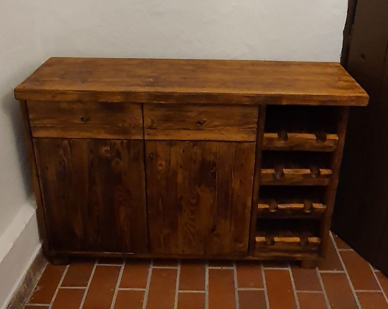 TÁLALÓ&BORTÁROLÓ TÁLALÓ&BORTÁROLÓ