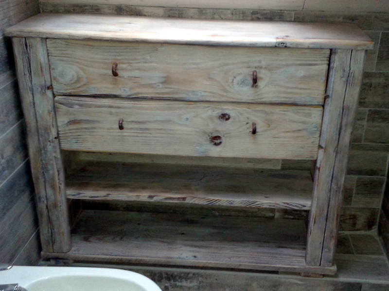 2 FIÓK 2 POLC. 2 FIÓK 2 POLC.